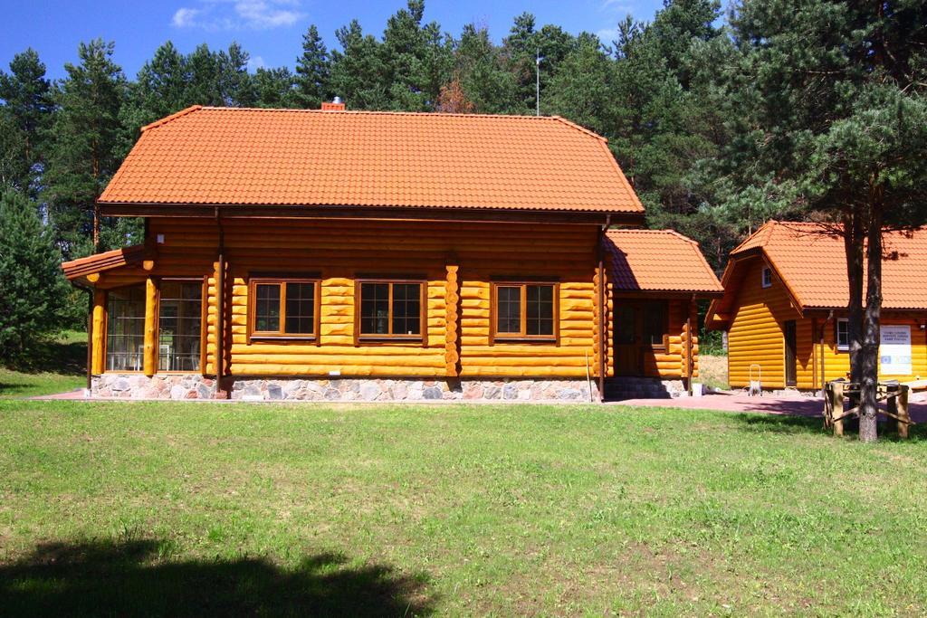 Asvejos Slenis Guest House Suzionys Bagian luar foto