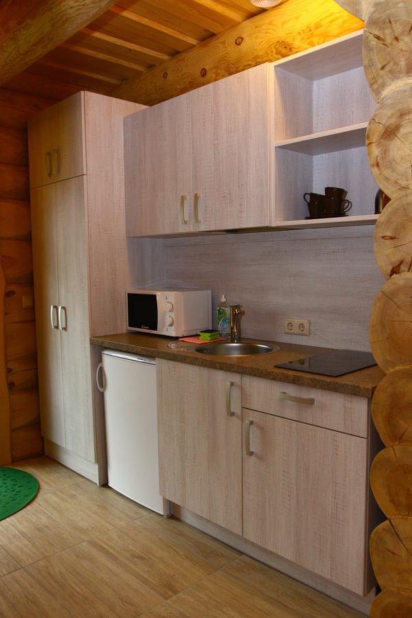 Asvejos Slenis Guest House Suzionys Bagian luar foto