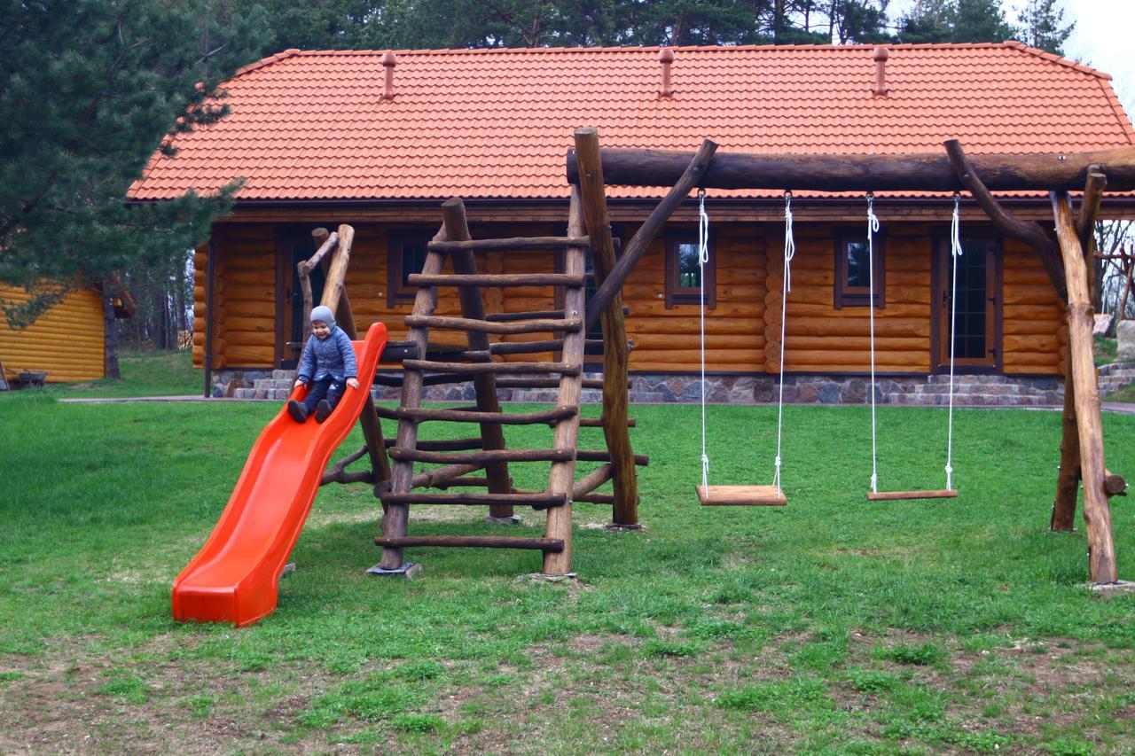 Asvejos Slenis Guest House Suzionys Bagian luar foto
